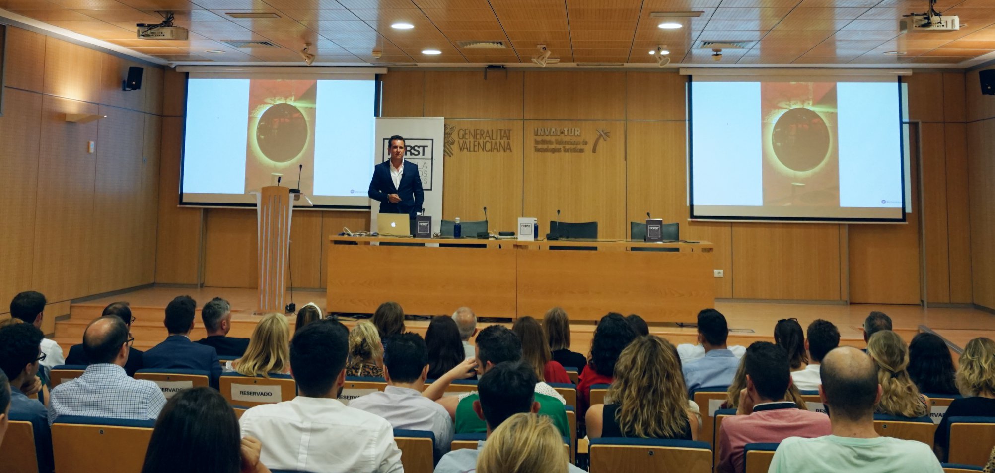 Conferencias Conferencias
